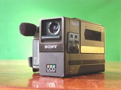 Sony CCD M8E