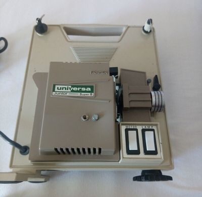 Universa Junior 720 Super 8