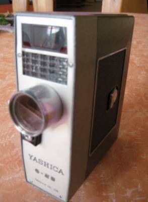 Yashica 8 ES